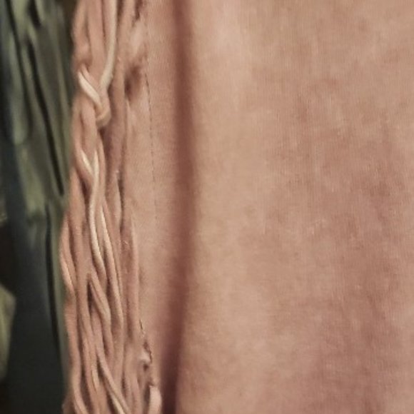 Infinity Raine Boho Fringed Top - Picture 5 of 5